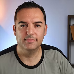 Tolga Karanlikoglu